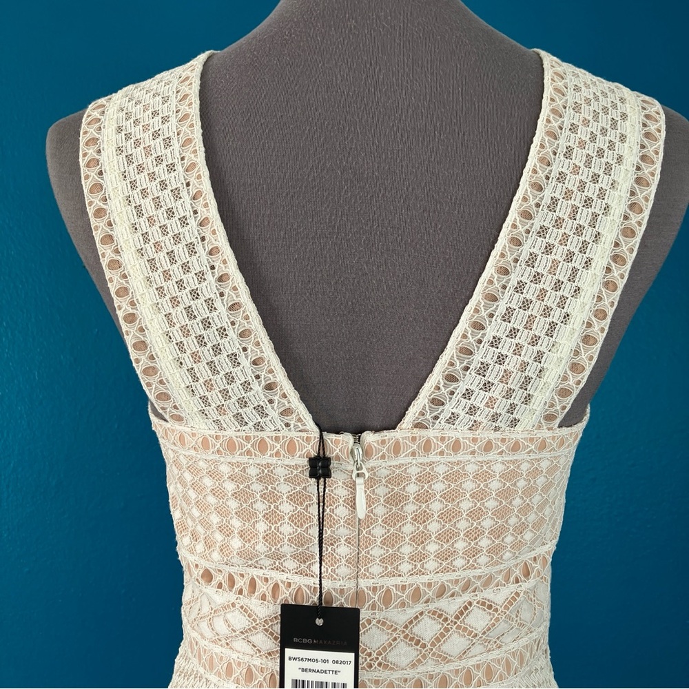 BCBGMaxAzria Bernadette Ivory Lace Maxi Dress Crochet Boho Wedding Gown Size 0 - Picture 6 of 15
